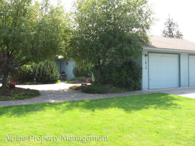 Building Photo - 1812 NE Wichita Way