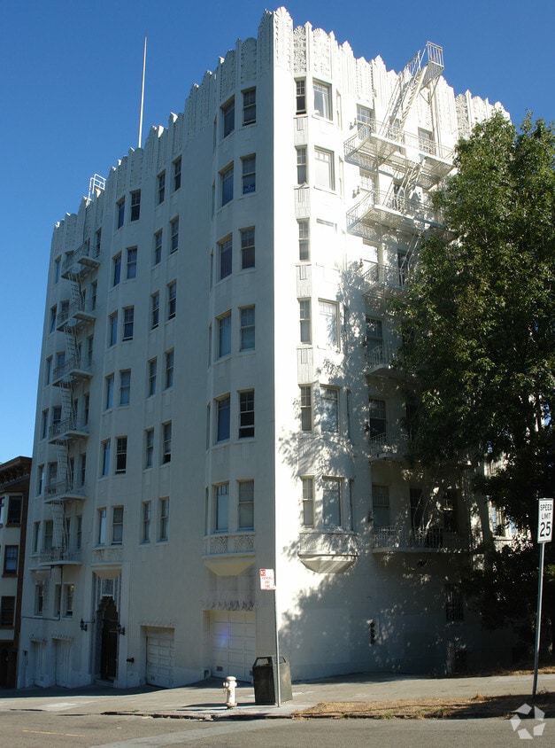 Primary Photo - Buena Vista Apartments