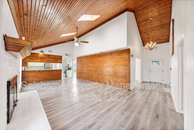 Foto del edificio - 13264 Jackson Rd