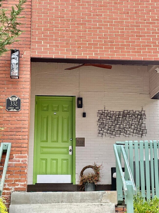 Foto del edificio - 332 Lehigh Avenue (Full Service)