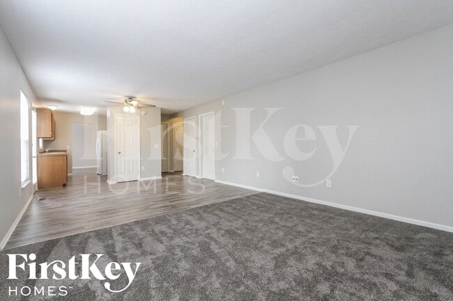 Building Photo - 7474 Carnation Ln