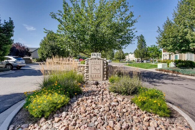 Building Photo - 3002 W Elizabeth Street 23A