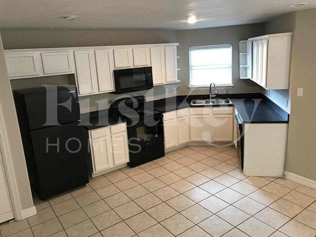 Building Photo - 214 N Native Ln