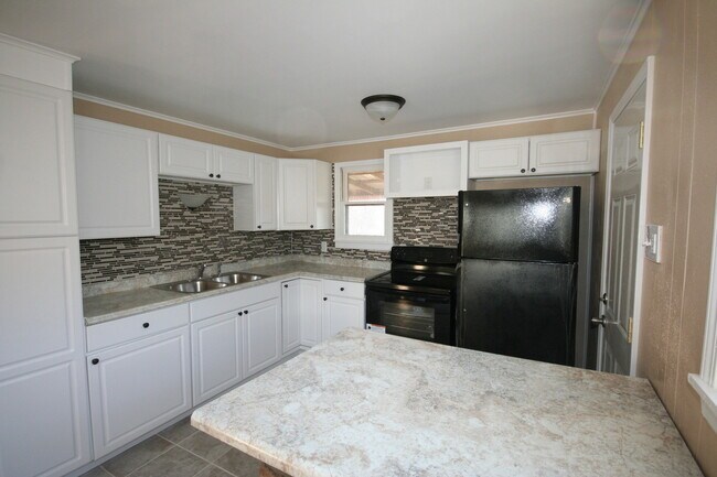 Building Photo - Blair Avenue Duplex