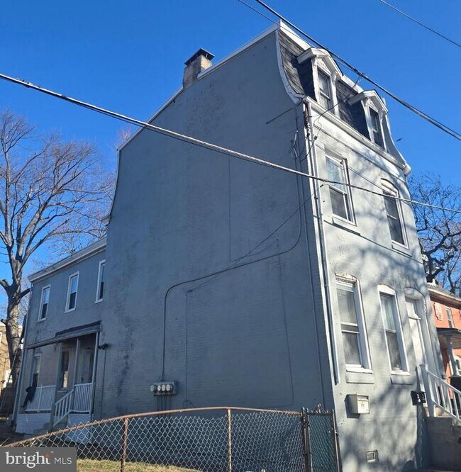 Foto del edificio - 6700 Keystone St