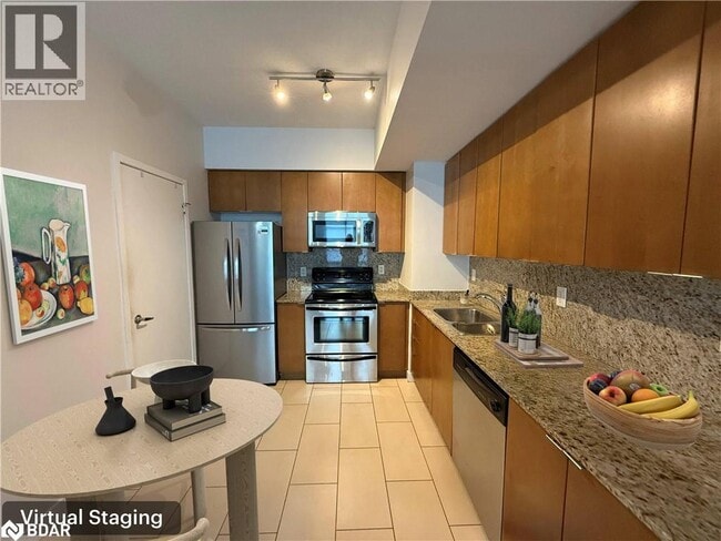 Building Photo - 15 Brunel Ct