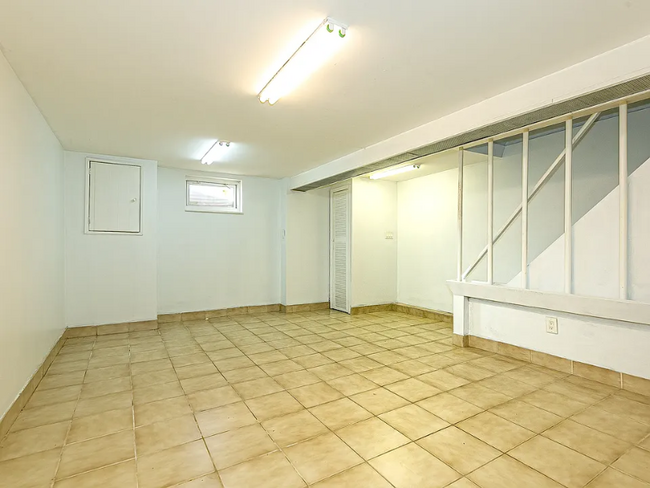 Foto del edificio - 77-51 251st St
