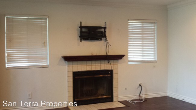 Building Photo - 7411 Mission Trails Dr
