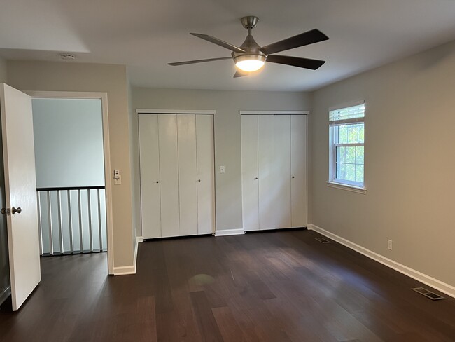 Building Photo - 353 Huntington Ridge Dr