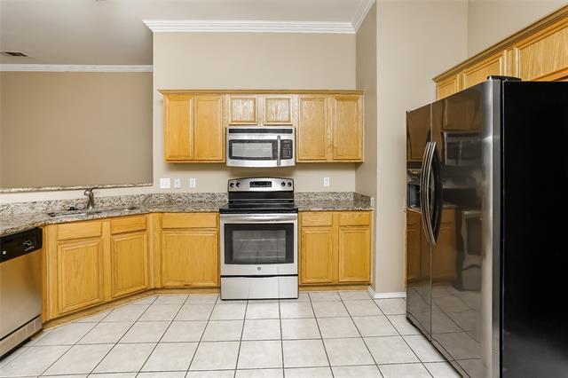 Building Photo - 608 Crystal Brook Dr
