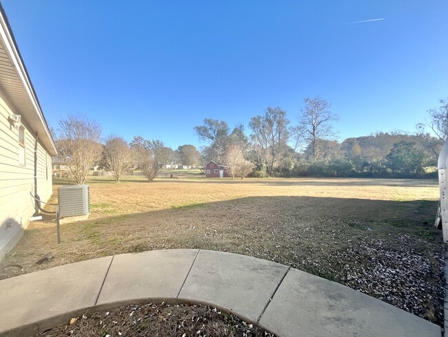 Building Photo - 125 Billings Dr