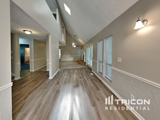 Building Photo - 2851 Forest Wood Dr