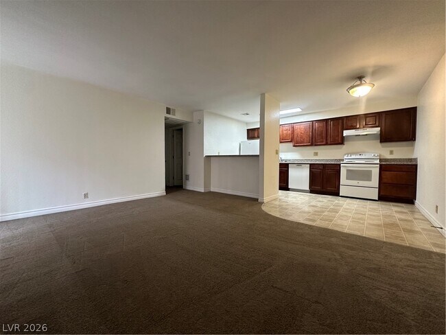 Foto del edificio - 4320 Sandy River Dr