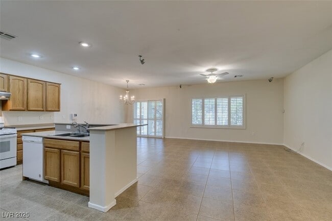 Building Photo - 2154 Savannah River St
