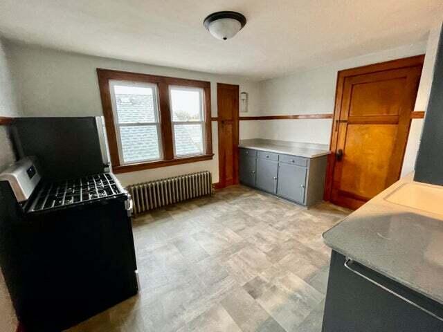 Building Photo - 2211 S 72nd St