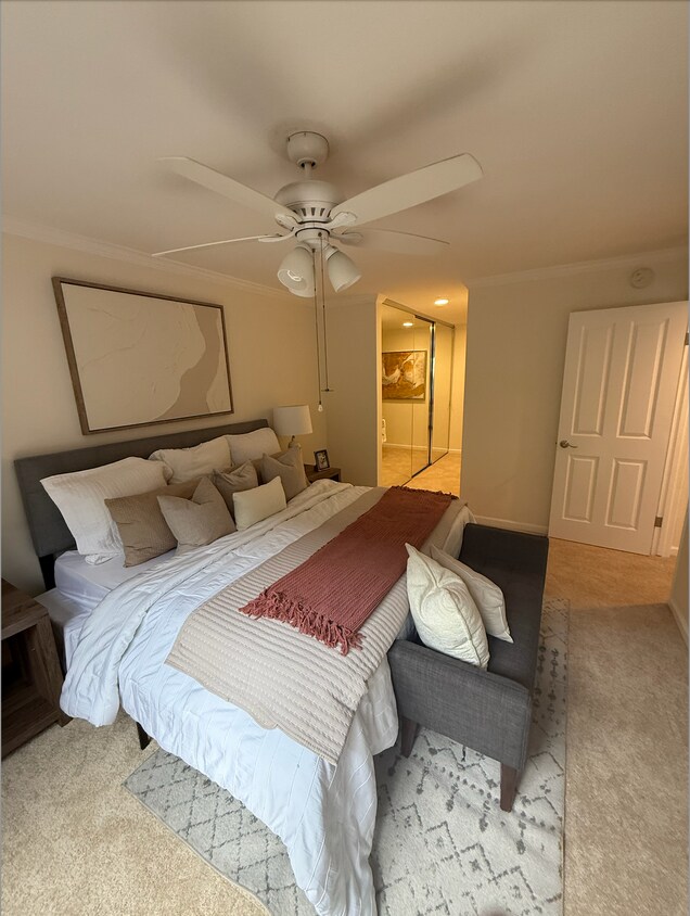 Foto principal - 3372 La Mesa Dr