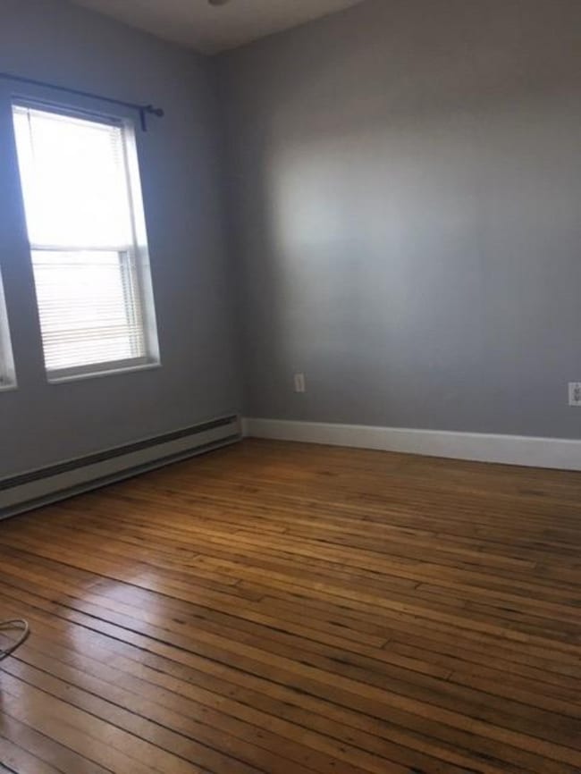 Building Photo - 1 Centre Street Ter