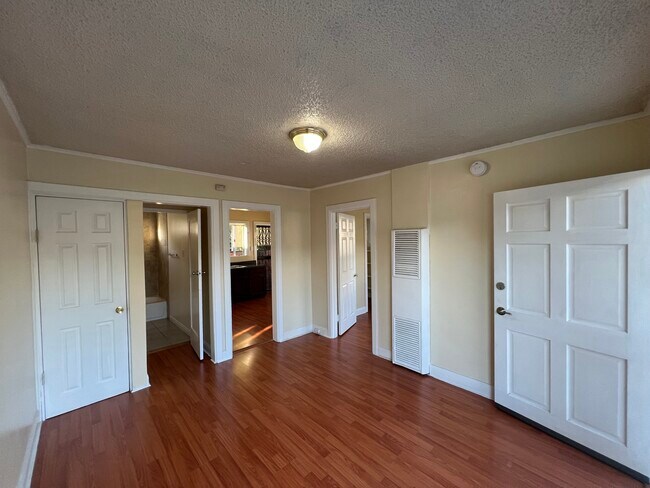 Living Room - 3150 Casitas Ave