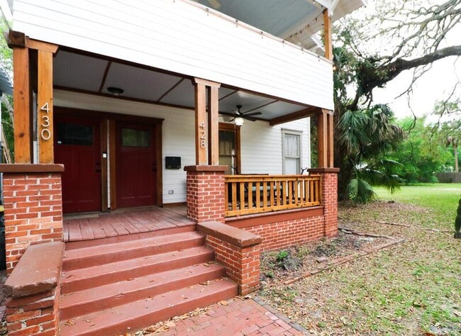 Photo - 430 E 2nd St Apartment