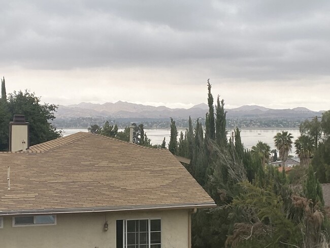 Building Photo - Beautiful Lake View New Mobile Manufacture...