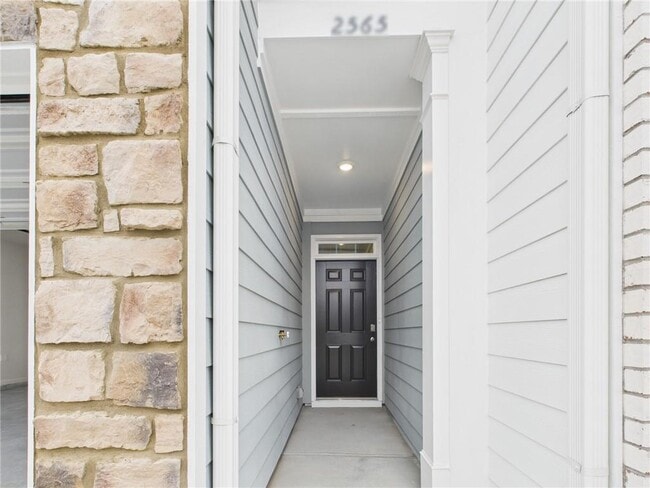 Foto del edificio - 2565 Poppy Ct