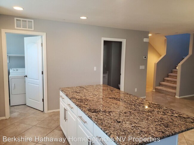Building Photo - 3 br, 3 bath House - 7609 Finishing Touch Ct