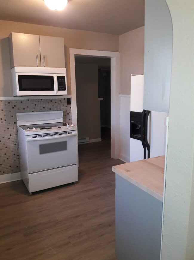 402 Henry St, Festus, MO 63028 House Rental in Festus, MO