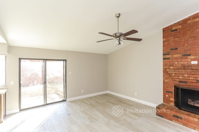 Building Photo - 4448 Boston Dr