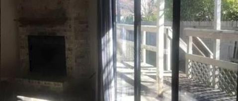 Foto del edificio - 2319 Windrift Way