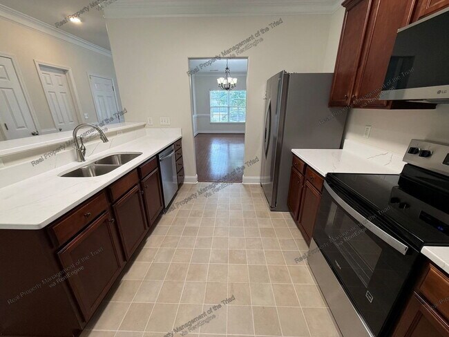 Foto del edificio - 3821 Marble Dr