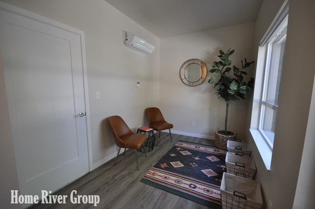 Building Photo - 503 Ash St