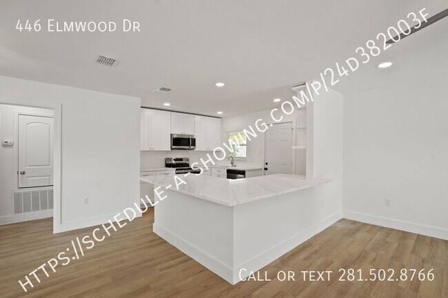 Building Photo - 446 Elmwood Dr