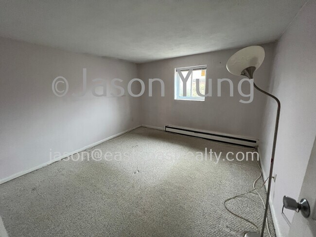 Foto del edificio - 32 Bryon Rd