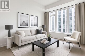 Building Photo - 11-4411 Yorkville Ave