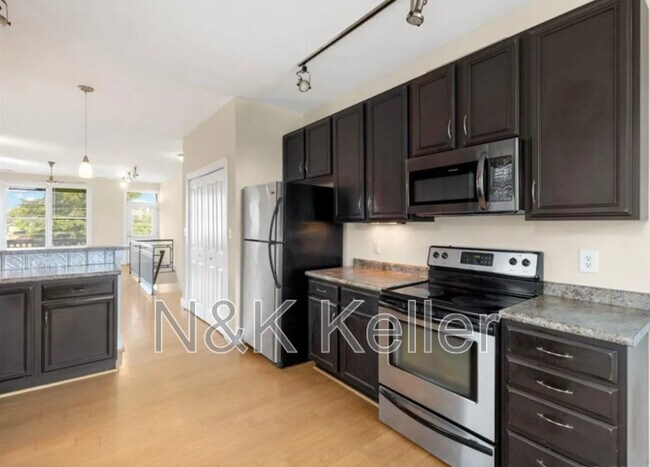 Building Photo - 1514 Porter Street