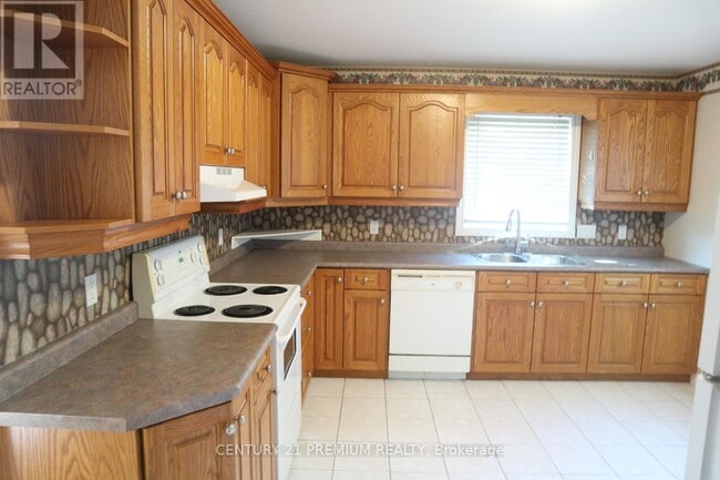 Building Photo - 56 Princess Ave