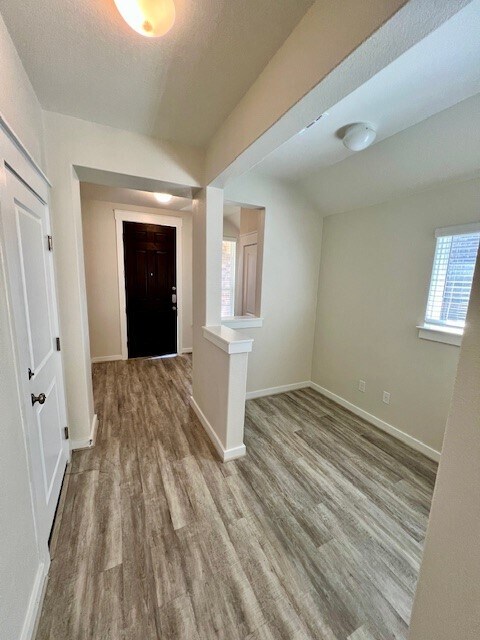 Building Photo - 608 Pheasant Hill Ln