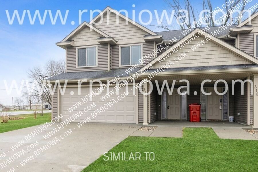 Foto principal - UPDATED TWO-STORY!! 4 Bedroom, 2.5 Bathroom