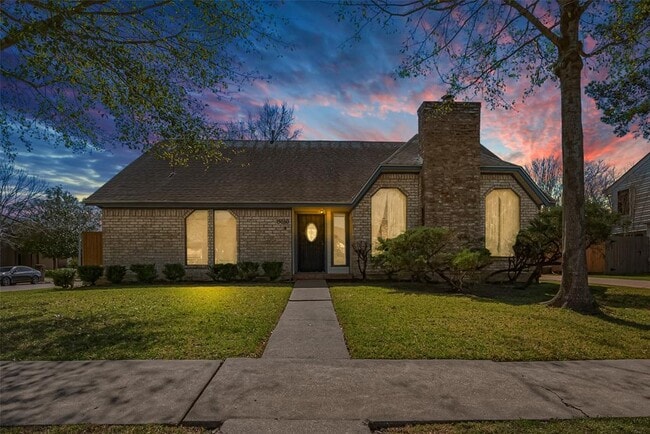 Building Photo - 15030 St Cloud Dr