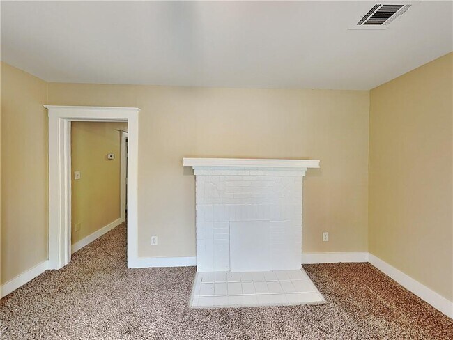 Foto del edificio - 2497 Lakewood Ave