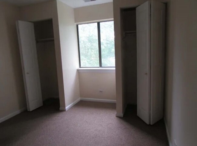 Foto del edificio - 1019 Boxwood Ct