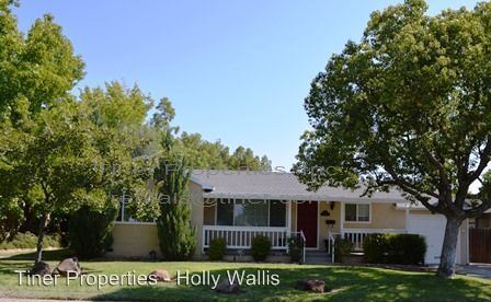 Building Photo - 2600 Catalina Dr