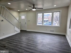 Building Photo - 5416 Radecke Ave