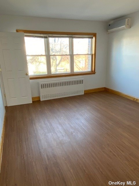 Foto del edificio - 156-12 Sanford Ave