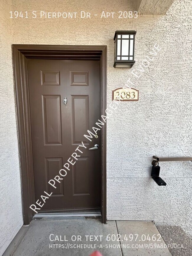 Building Photo - 1941 S Pierpont