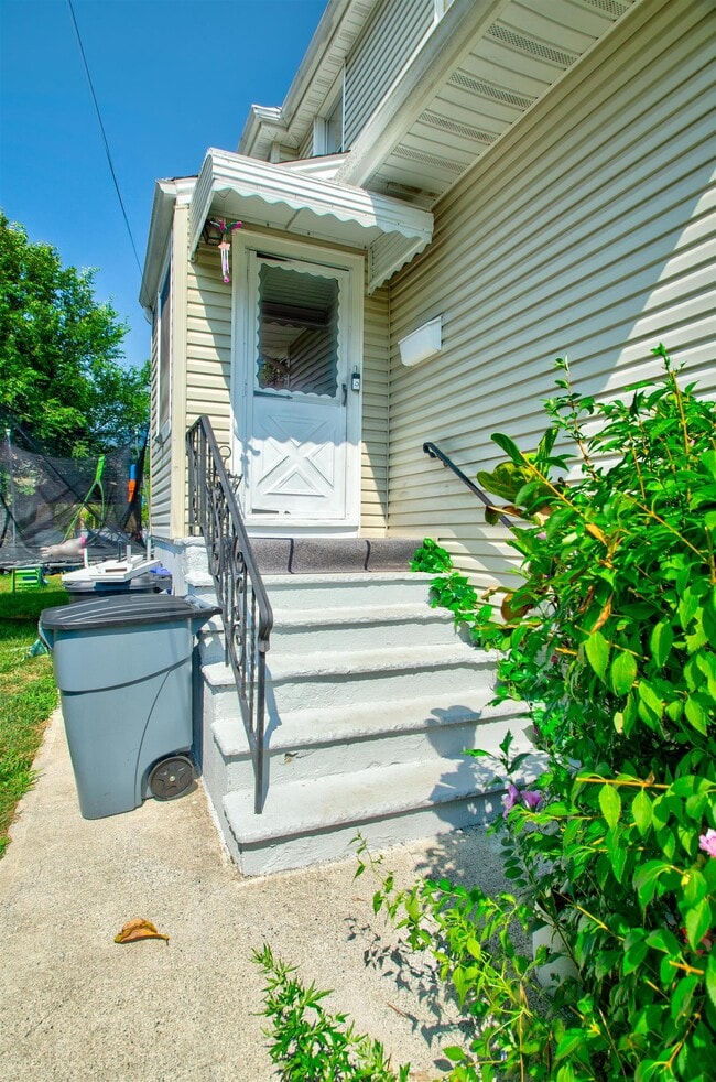Foto del edificio - 470 Teaneck Rd