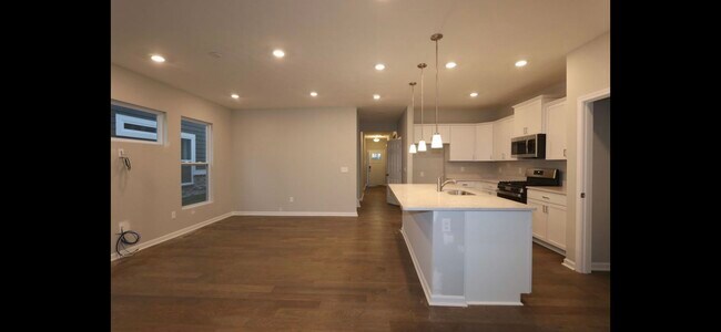 Foto del edificio - 1701 Glade Valley Dr