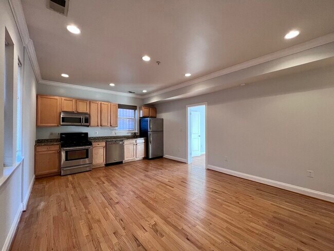Foto del edificio - 1372 Randolph St NW