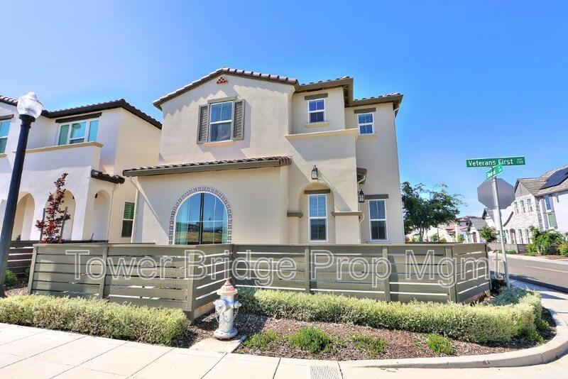 Foto principal - 3228 Giovanni St