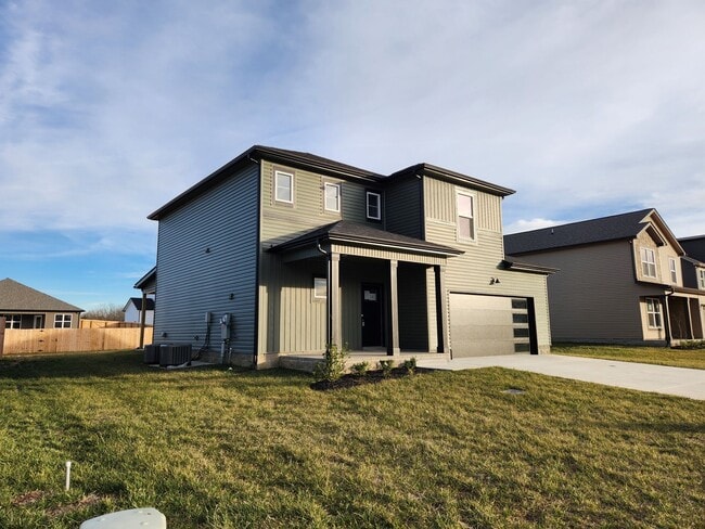 Building Photo - Welcome to Clarksville!